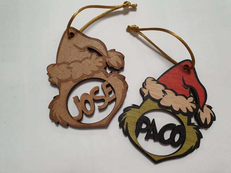 Decoración navideña de madera Grinch personalizada