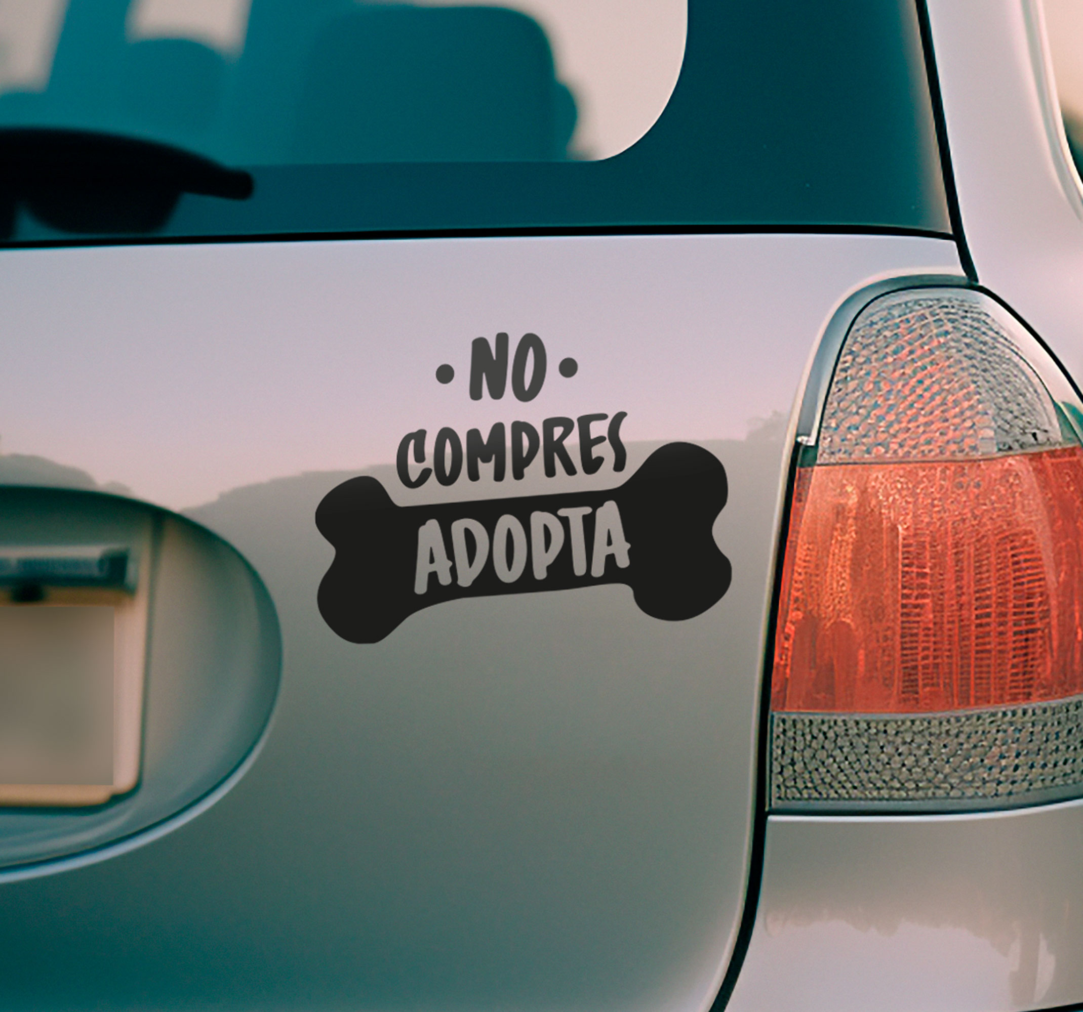 Vinilo para coche "Adopta"