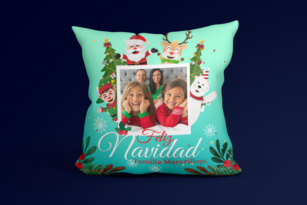 Cojín Personalizable de Navidad: Tus Recuerdos, Nuestra Magia