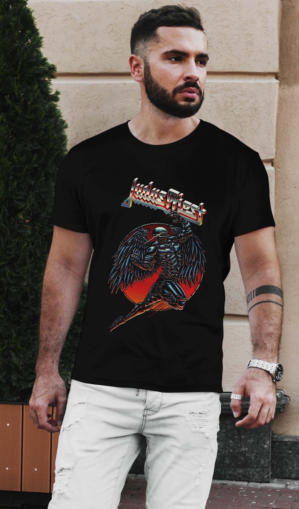 Viste con Poder y Metal: Camisetas y Sudaderas Inspiradas en Judas Priest - Imagen 2