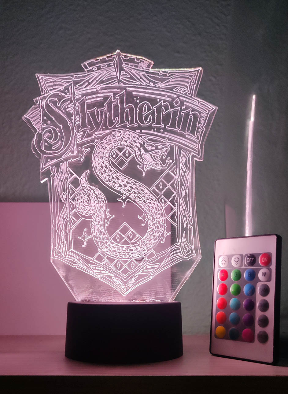 Lámpara 3D en Acrílico con Diseño de Slytherin de Howars