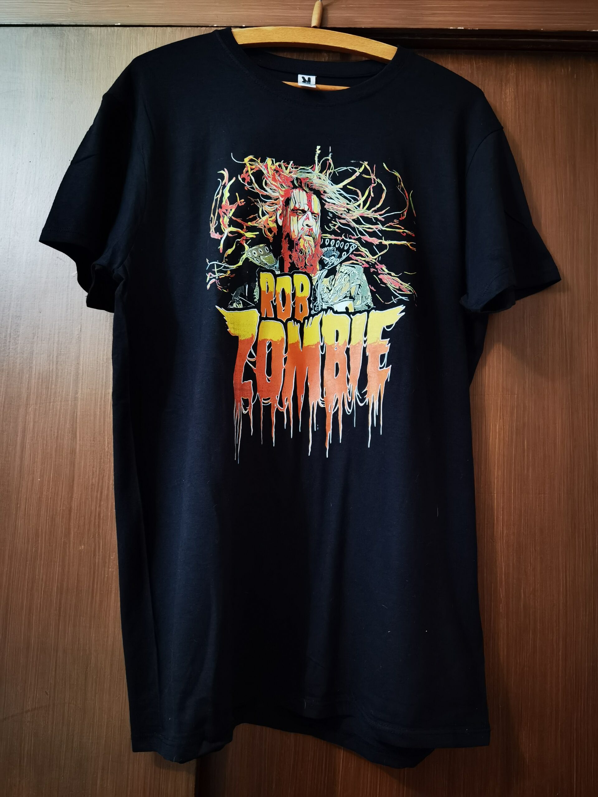 ¡Descubre el Mundo Oscuro del Metal: Camisetas y Sudaderas Inspiradas en rob zombie